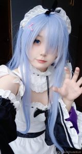 b站17岁反差高中小母狗coser，这清纯的样子也太反差了吧