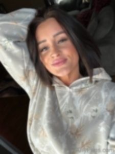 BReel Outdoors big titties sexy body leaked