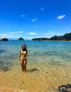 Sexy photo liztravels big boobs sexy body